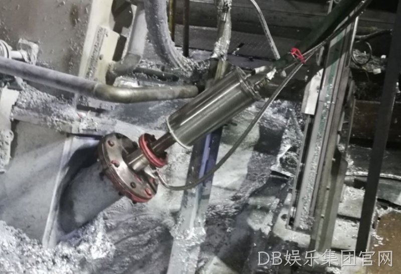 带光源炉内高温摄像头